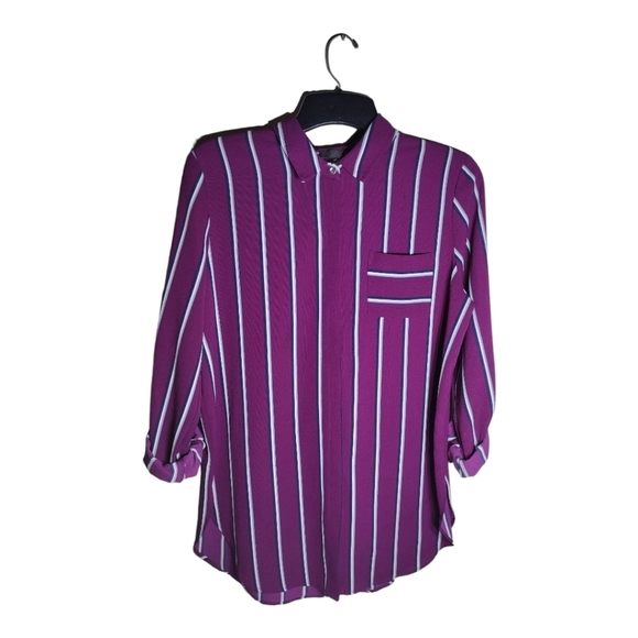 olm Tops - 𝅺OLM long sleeve striped dress shirt. Size XL.   C145